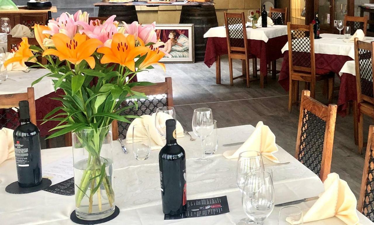 Hotel Della Posta Biasca Kültér fotó